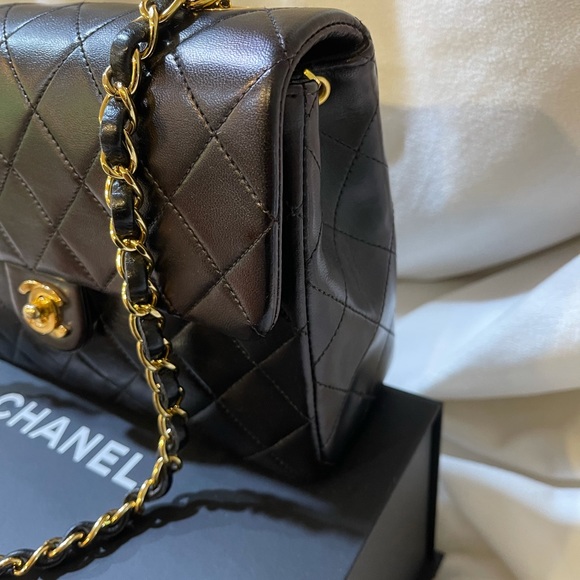 ❌SOLD❌💯Authentic Chanel Mini Square Vintage Flap - Picture 3 of 16